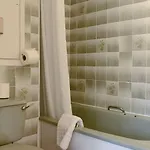 特瑞尼蒂乡村别墅 度假居 圣布雷拉德